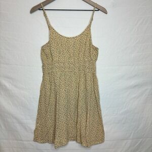 American Eagle Floral Babydoll Mini Dress Yellow Medium Feminine Dainty Fairy